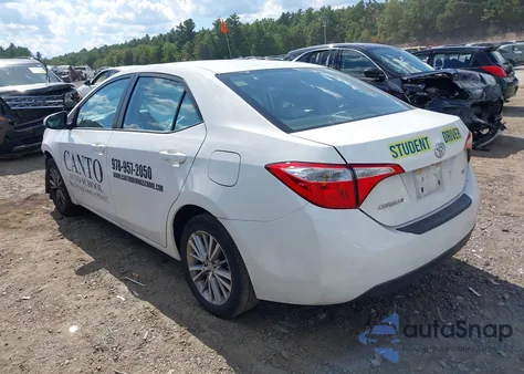 2015 Toyota Corolla Le Plus z USA, uszkodzony, nr VIN 5YFBURHE0FP182492